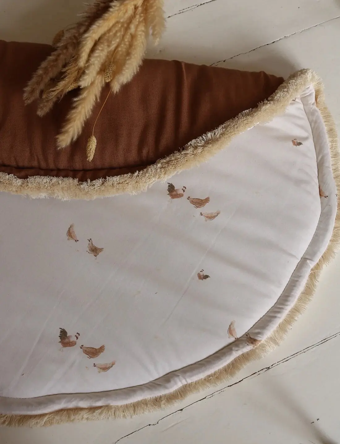 Retro Hens Round Baby Playmat Boxkleed