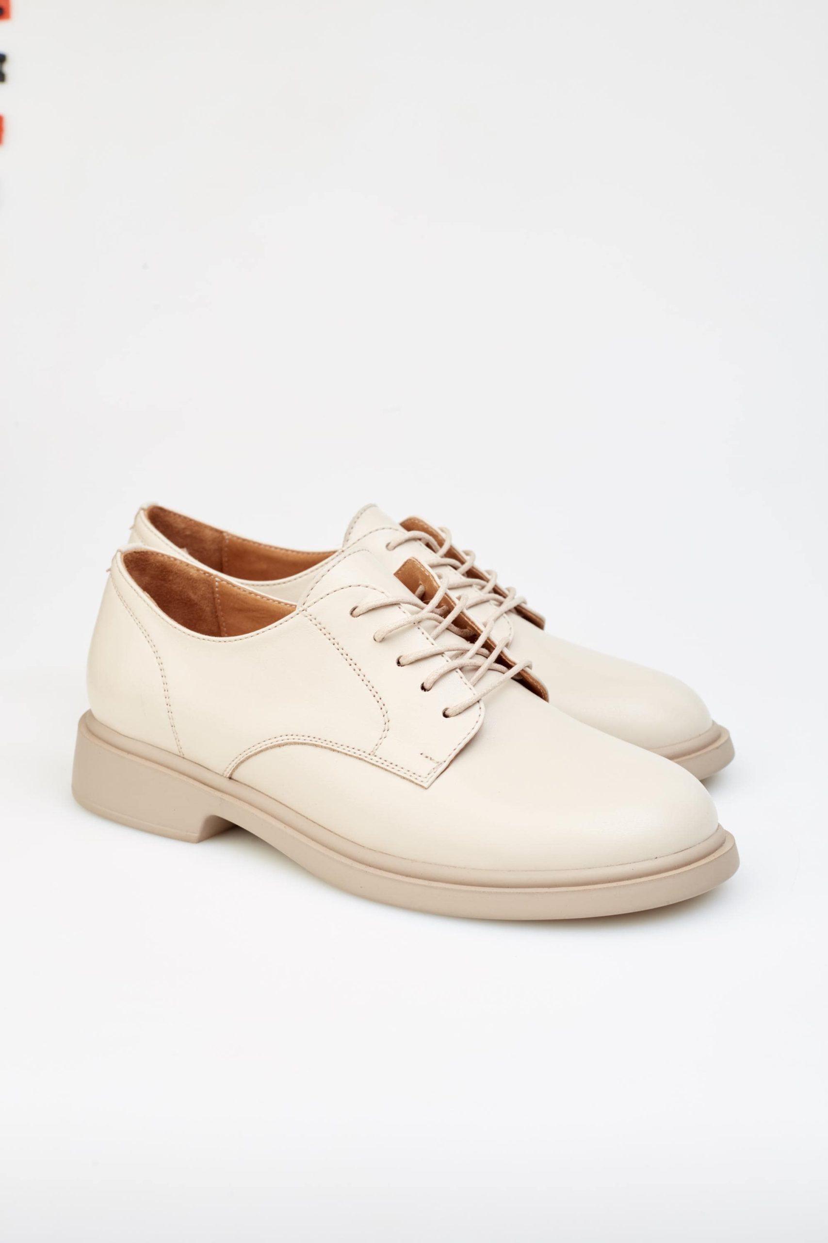 Women's Cream Lace Up Oxford Shoes Beige Leather